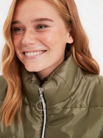 Демісезонна куртка Trendyol модель TWOAW20MO0088/Haki Фото