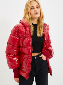 Зимова куртка Trendyol модель TWOAW20MO0014/Kirmizi Фото