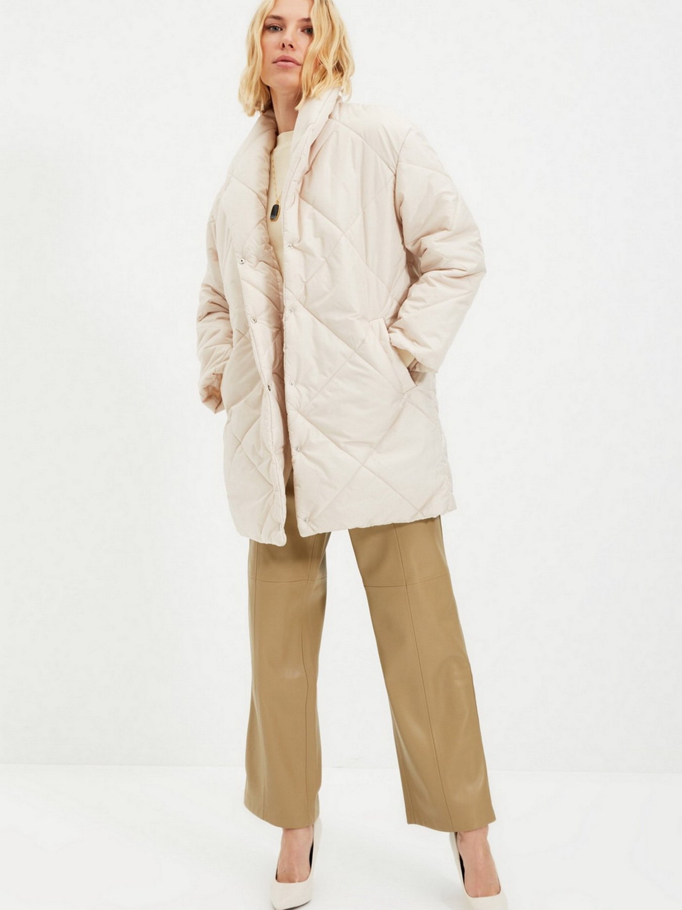 Зимова куртка Trendyol модель TWOAW22MO0069/Bej Фото