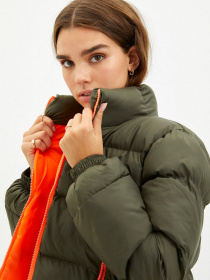 Демісезонна куртка Trendyol модель TWOAW21MO0075/Haki Фото