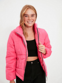 Зимова куртка Trendyol модель TWOSS20MO0015/Fusya Фото