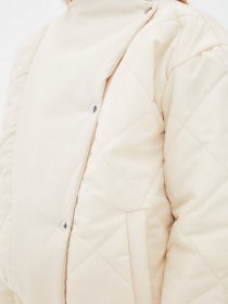 Зимняя куртка Trendyol модель TWOAW22MO0116/Ekru Фото