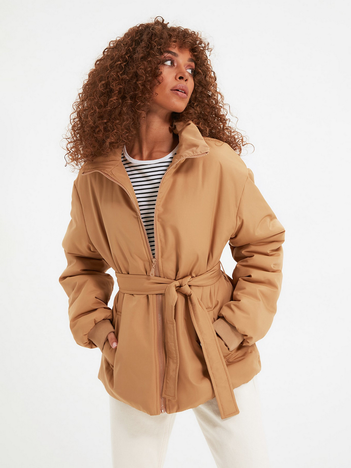 Демісезонна куртка Trendyol модель TWOAW22MO0067/Camel Фото