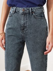 Джинси мом Trendyol Mom модель TWOAW20JE0180/Antrasit Фото