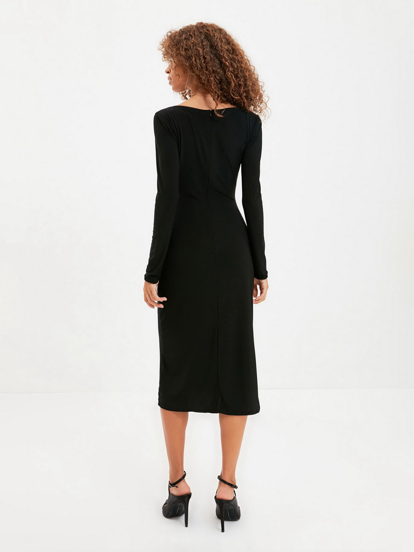 Сукня міді Trendyol модель TPRAW22EL1058/Siyah Фото