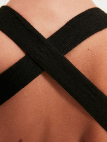 Сукня міді Trendyol модель TPRAW22EL1269/Siyah Фото