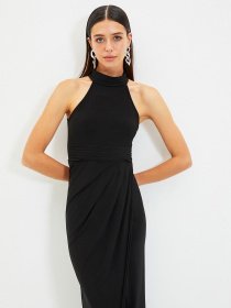 Платье макси Trendyol модель TPRSS21AE0039/Siyah Фото