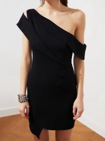 Сукня міні Trendyol модель TPRSS21EL2031/Siyah Фото