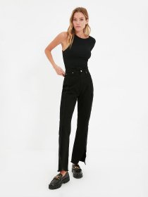 Джинси кльош Trendyol Bootcut модель TWOAW22JE1199/Siyah Фото