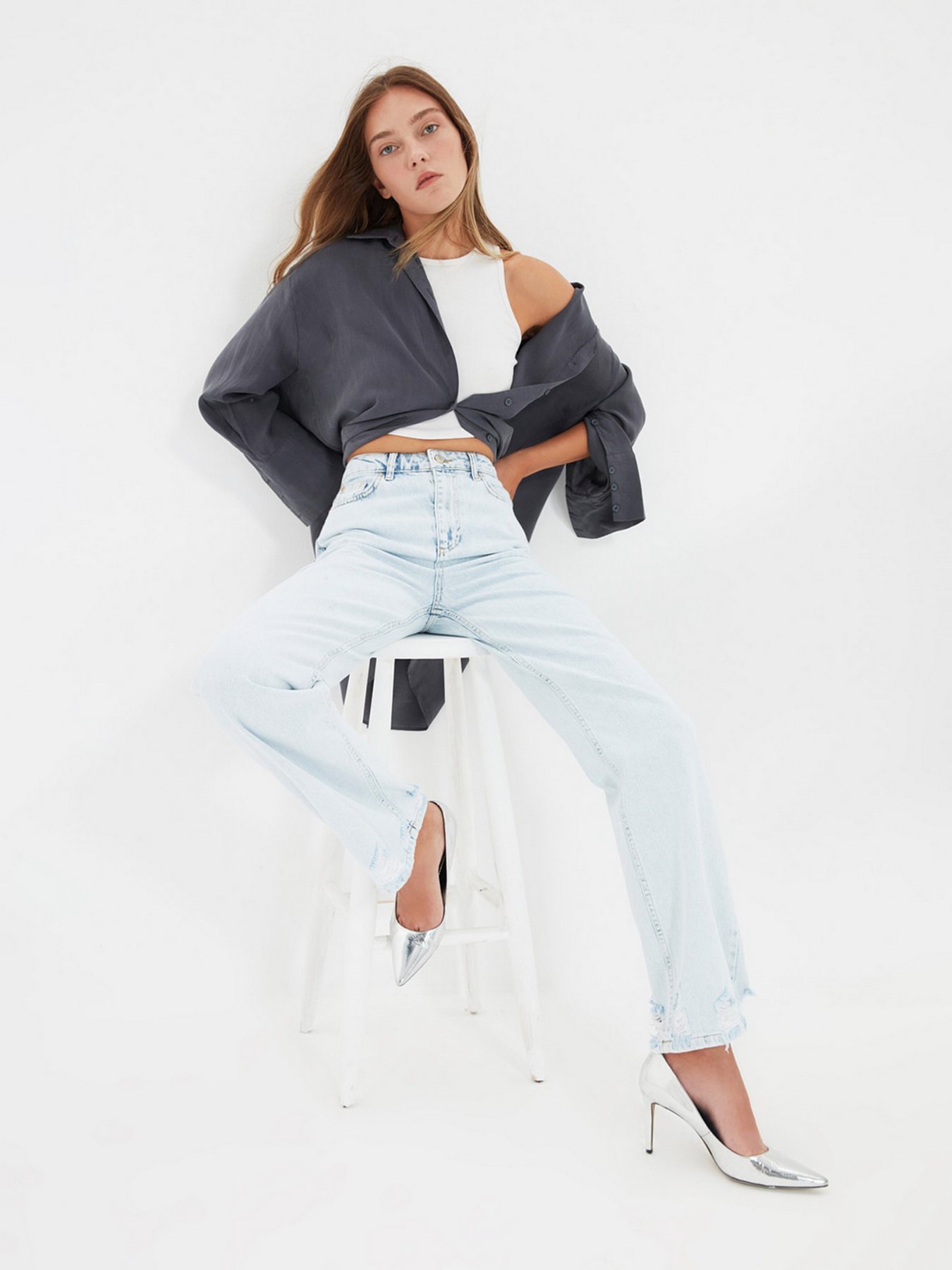 Прямые джинсы Trendyol Wide Leg модель TWOAW22JE0457/Acik Mavi Фото