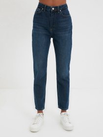 Джинси мом Trendyol Mom модель TWOAW22JE1277/Koyu Mavi Фото