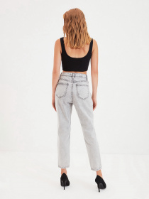 Джинсы мом Trendyol Mom модель TWOAW22JE0477/Gri Фото