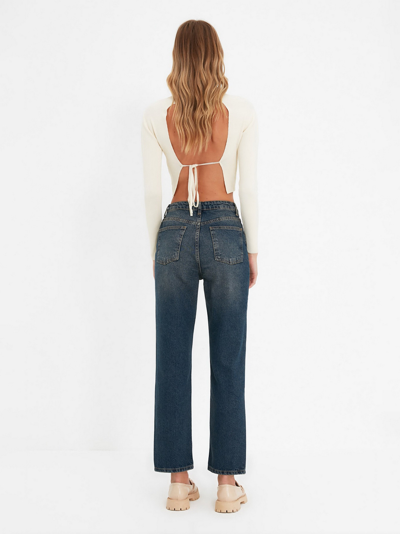 Прямые джинсы Trendyol Bootcut модель TWOAW22JE1057/Indigo Фото