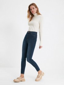 Скіні джинси Trendyol Skinny модель TWOAW22JE1251/Lacivert Фото