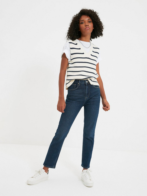 Скинни джинсы Trendyol Skinny модель TWOAW22JE1291/Lacivert Фото
