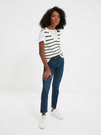 Скіні джинси Trendyol Skinny модель TWOAW22JE1291/Lacivert Фото