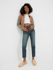 Джинси мом Trendyol Mom модель TWOAW22JE1292/Lacivert Фото