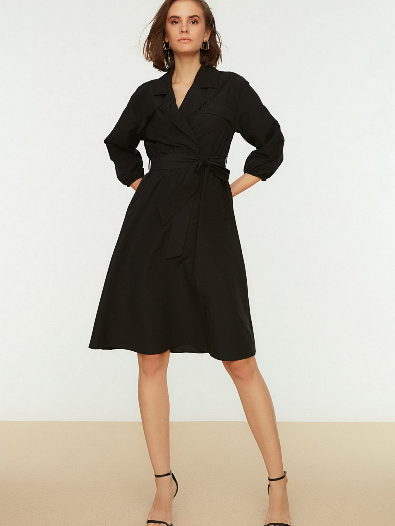 Платье миди Trendyol модель TWOSS22EL0116/Siyah Фото