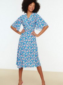 Сукня міді Trendyol модель TWOSS22EL0072/Mavi Сукня міді Trendyol модель TWOSS22EL0072/Mavi Фото