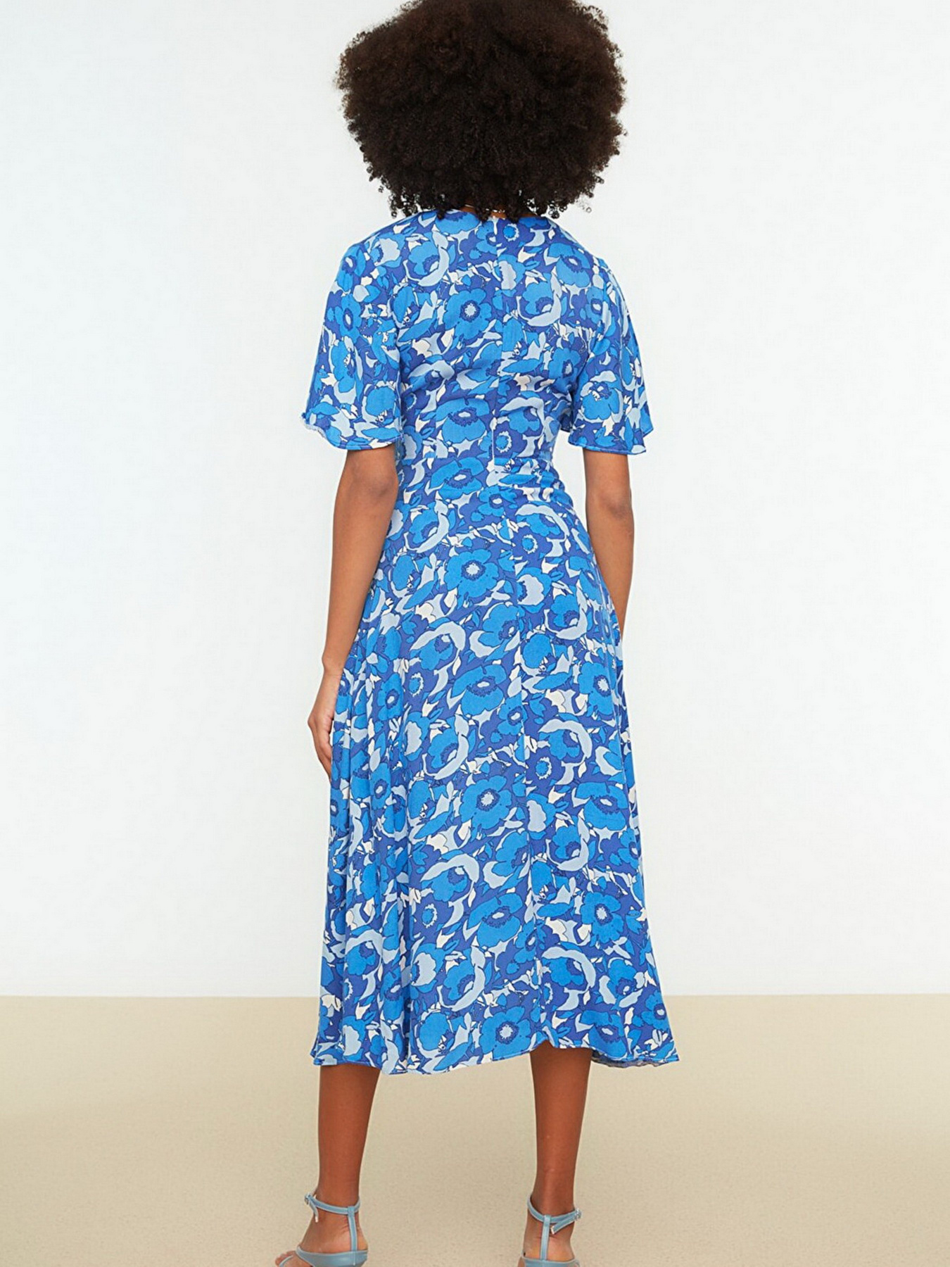 Платье миди Trendyol модель TWOSS22EL0168/Lacivert Фото