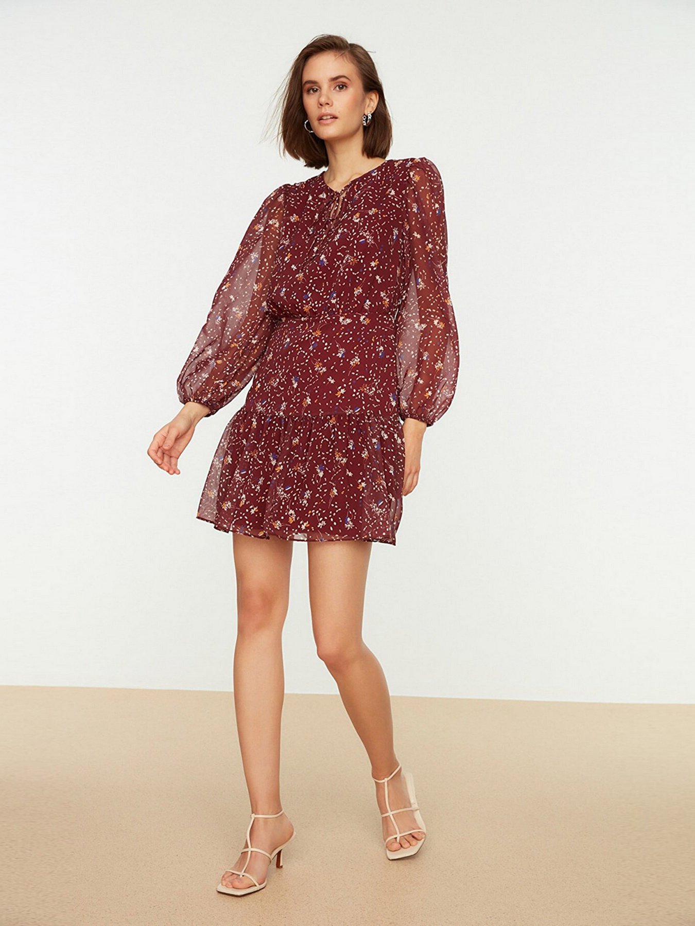 Сукня міні Trendyol модель TWOSS22EL0124/Bordo Фото