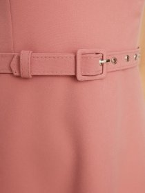 Платье миди Trendyol модель TWOSS22EL0139/Gul Kurusu Фото