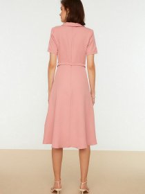 Платье миди Trendyol модель TWOSS22EL0139/Gul Kurusu Фото