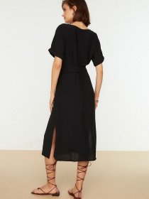 Платье миди Trendyol модель TWOSS22EL0075/Siyah Фото