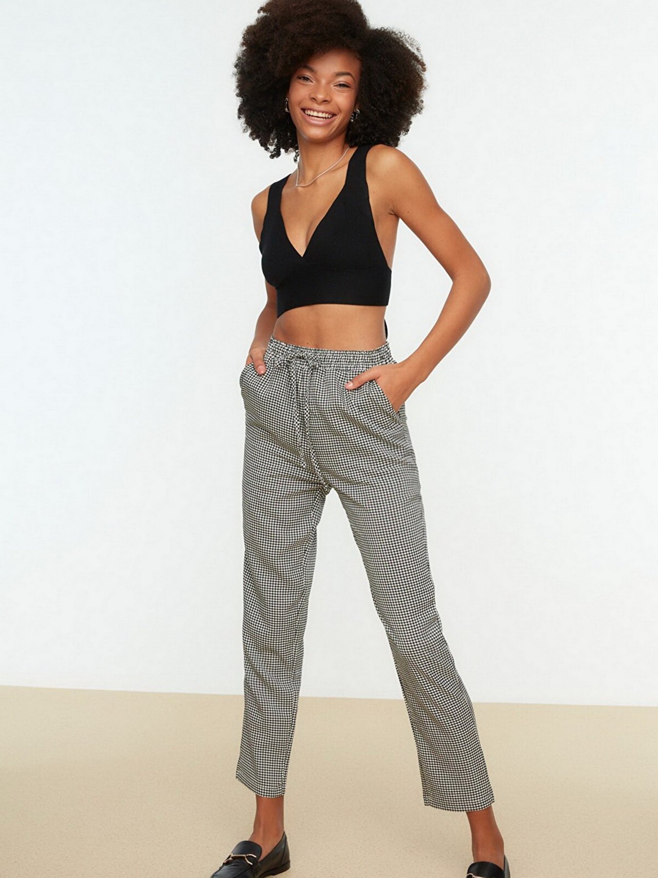 Повсякденні штани Trendyol модель TWOSS22PL0026/Siyah Фото