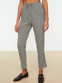 Повсякденні штани Trendyol модель TWOSS22PL0026/Siyah Фото