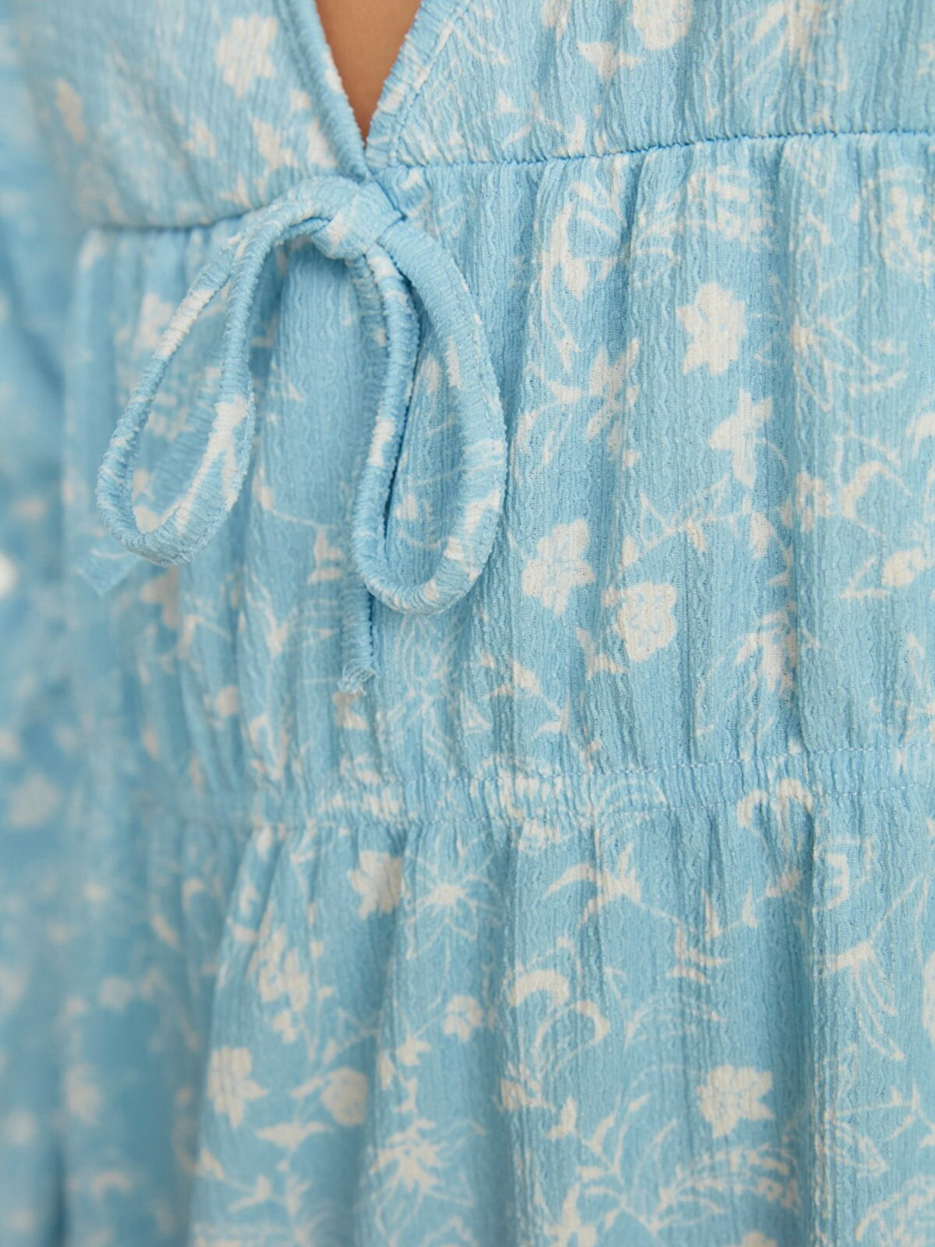 Платье мини Trendyol модель TWOSS22EL0832/Acik Mavi Фото