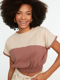 Футболка Trendyol модель TWOSS22TS0245/Kahverengi Фото