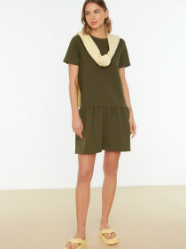 Платье-футболка Trendyol модель TWOSS22EL0825/Haki Фото