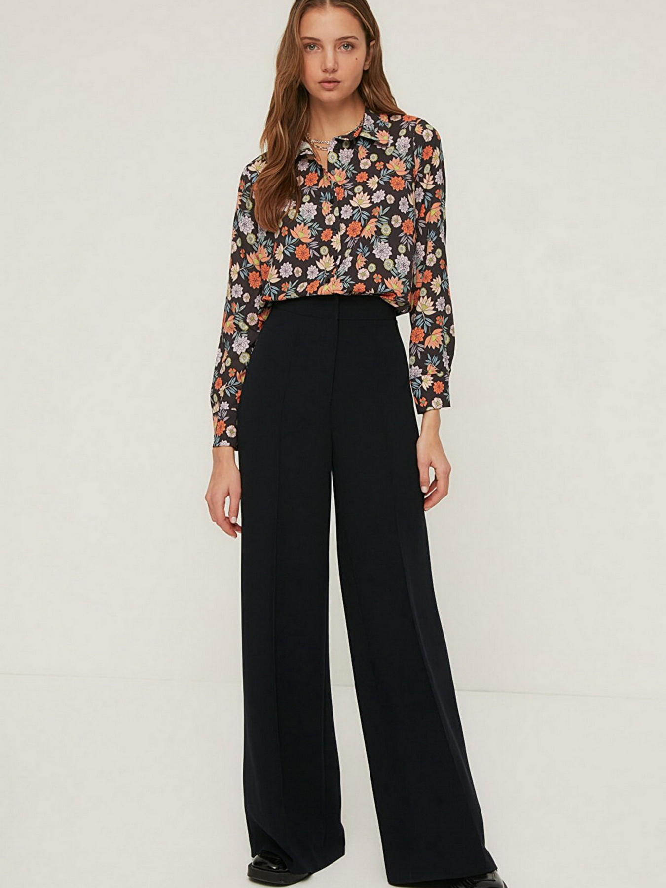 Блуза Trendyol модель TWOSS22GO0196/Siyah Фото