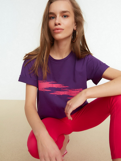 Футболка Trendyol модель TWOSS22TS0546/Mor — фото 4 - INTERTOP