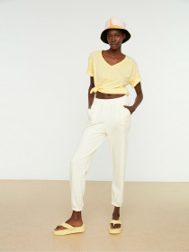 Спортивні штани Trendyol модель TWOSS22EA0027/Beyaz Фото