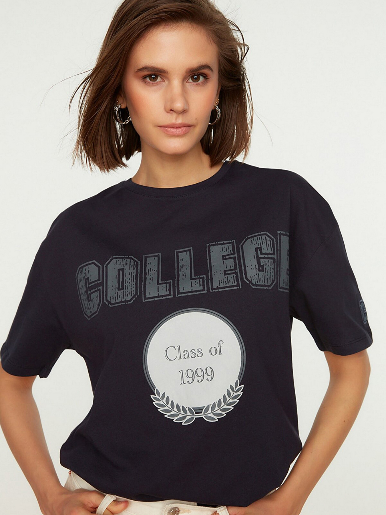 Футболка Trendyol модель TWOSS22TS0650/Lacivert Фото