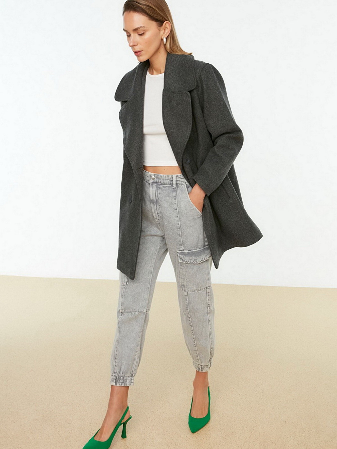 Пальто Trendyol модель TWOAW22KB0101/Antrasit Фото