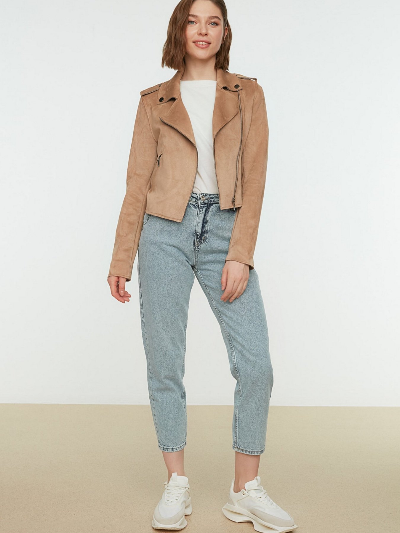 Зауженные джинсы Trendyol модель TCTSS22JE0048/Mavi Фото