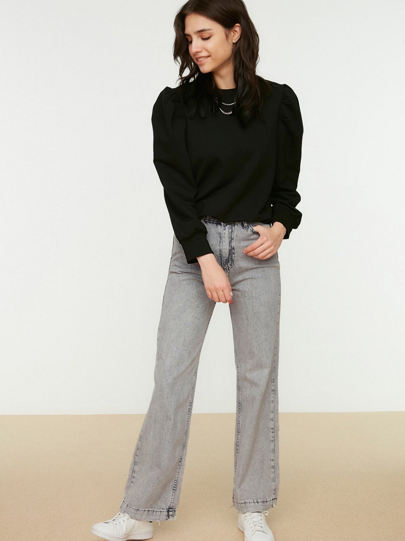 Прямые джинсы Trendyol модель TCTSS22JE0044/Gri Фото