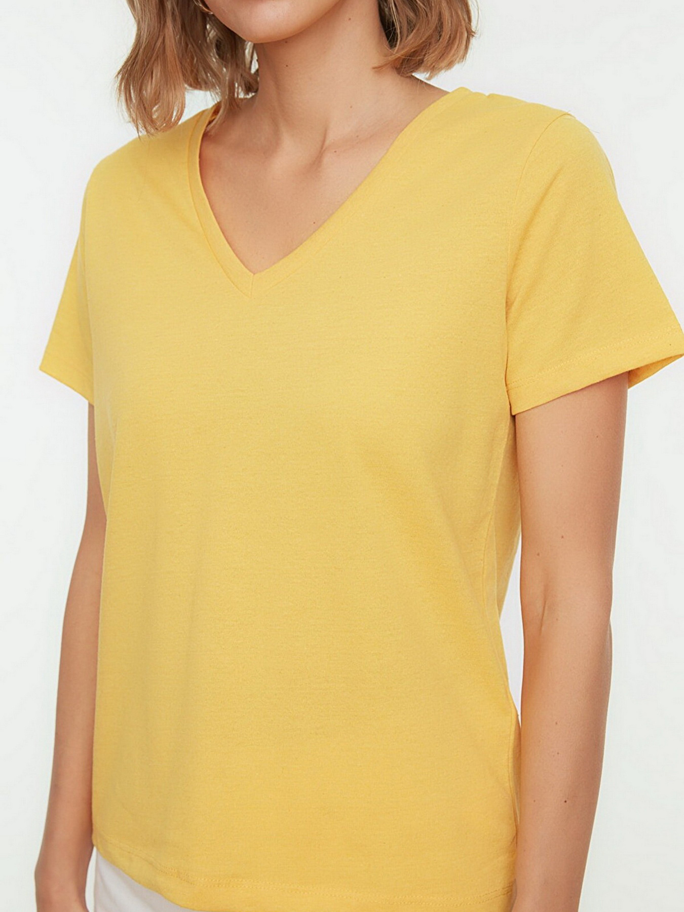 Футболка Trendyol модель TWOSS20TS0129/Sari Фото