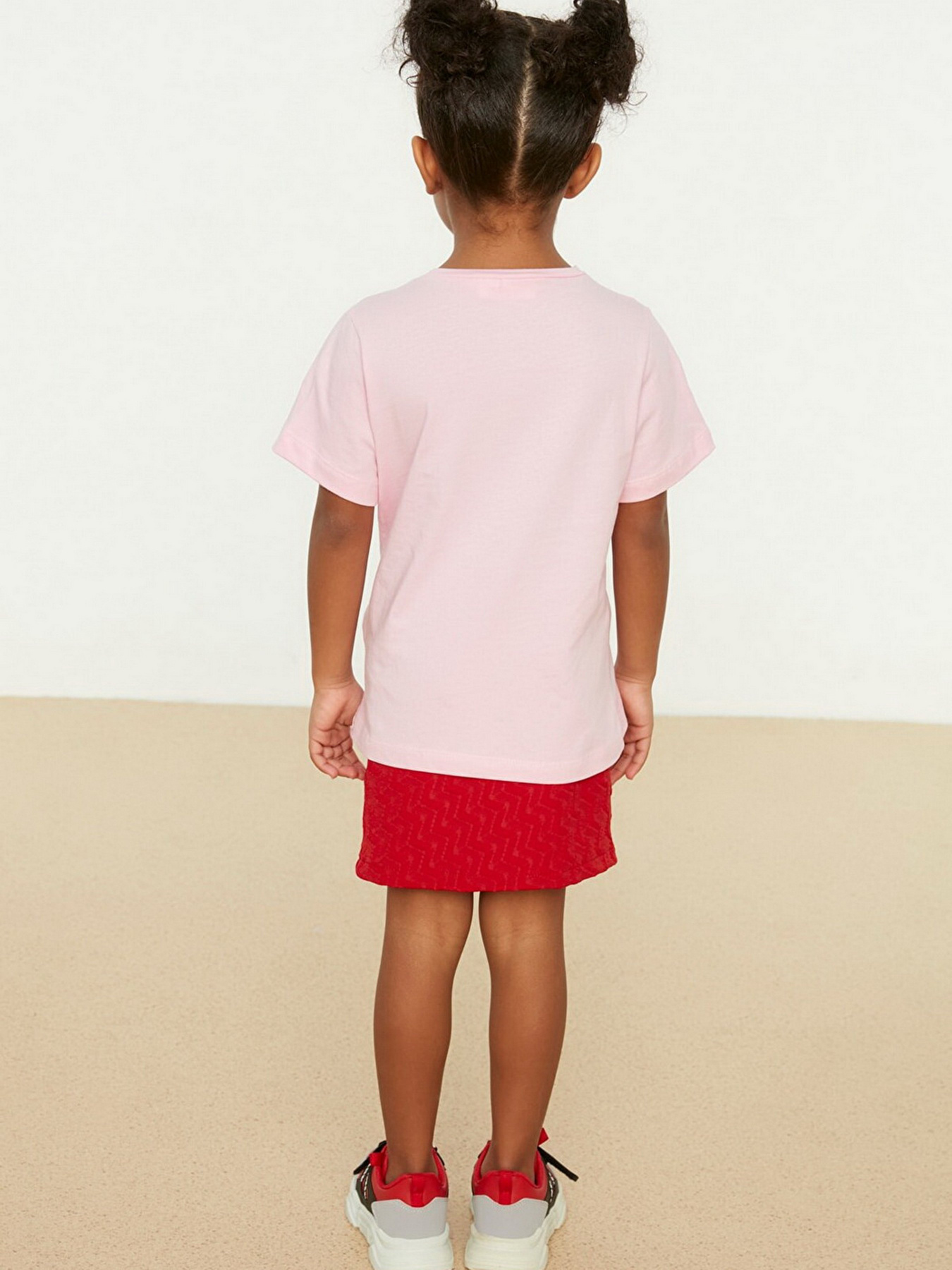 Футболка Trendyol модель TKDSS22TS0433/Pembe Фото