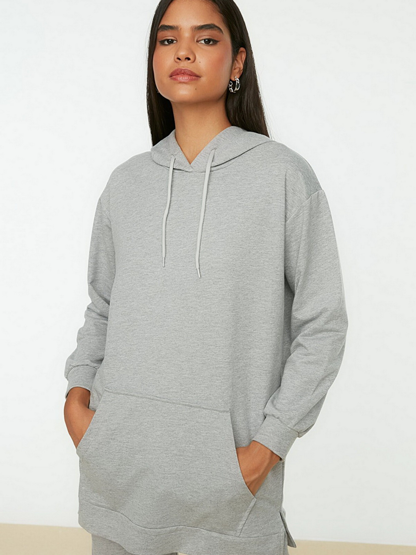 Спортивный костюм Trendyol модель TCTSS22EN0013/Gri Фото