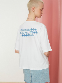 Футболка Trendyol модель TWOSS22TS0852/Beyaz Футболка Trendyol модель TWOSS22TS0852/Beyaz Фото