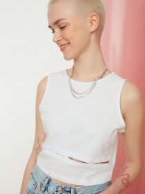 Топ Trendyol модель TWOSS22BZ0968/Beyaz Топ Trendyol модель TWOSS22BZ0968/Beyaz Фото