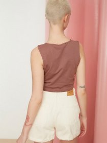 Топ Trendyol модель TWOSS22BZ0968/Kahverengi Фото