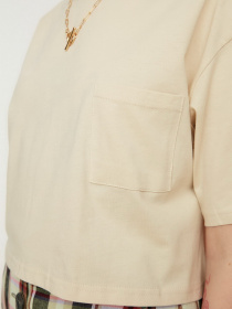 Футболка Trendyol модель TWOSS22TS0690/Acik Bej Фото