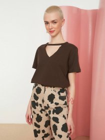 Футболка Trendyol модель TWOSS20TS0466/Kahverengi Фото