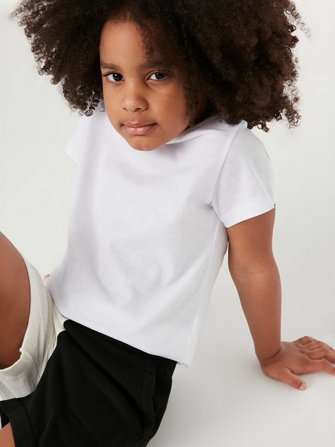 Набор футболок Trendyol модель TKDSS22TS0611/Siyah-Beyaz Фото