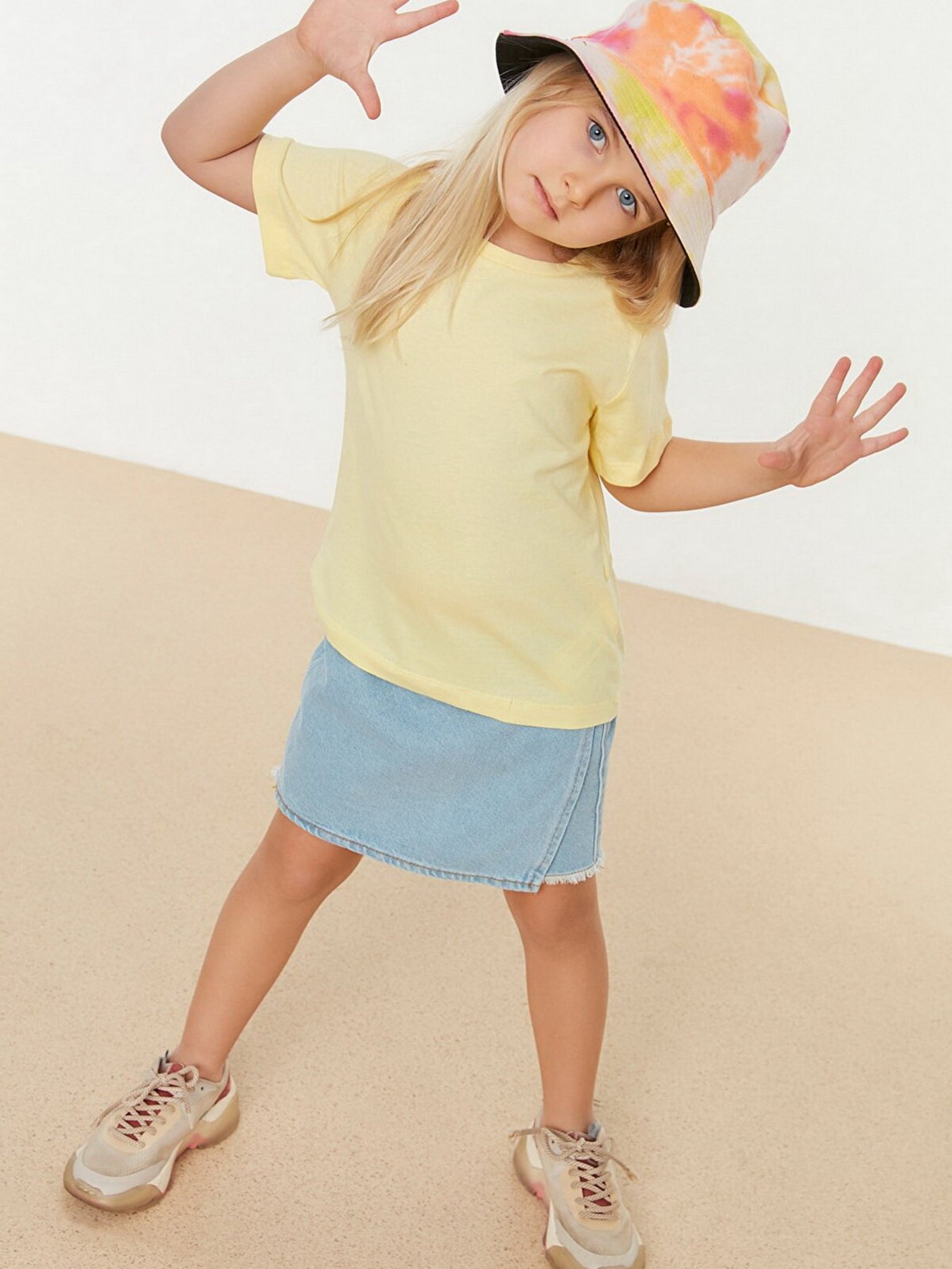 Набір футболок Trendyol модель TKDSS22TS0611/Sari-Acik Mavi Фото